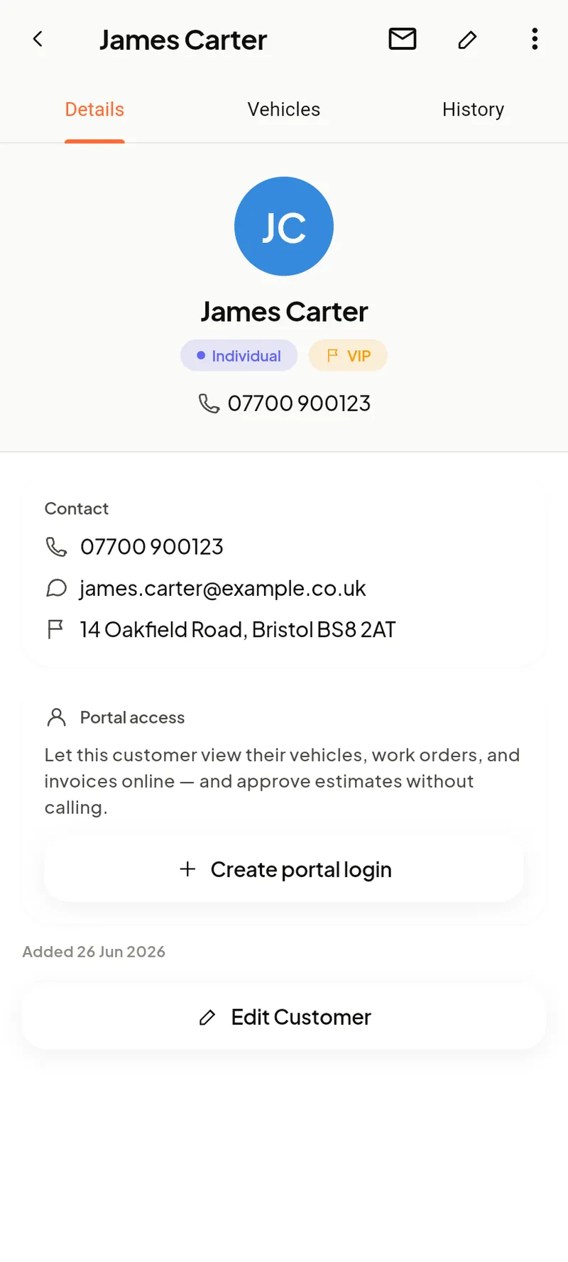 Customer profile with history